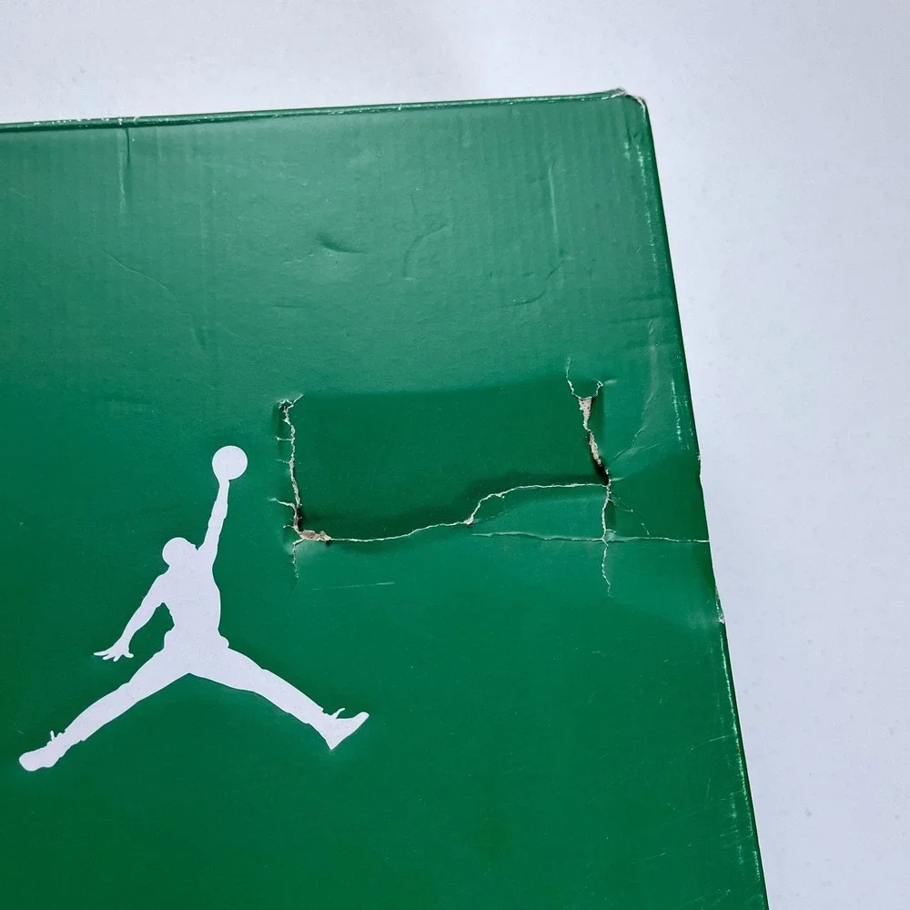 Jordan Air Jordan 3 Retro 10.5 Pine Green Black/Cement Grey/White CT8532-030